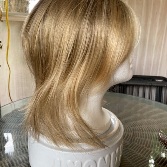 Jon Renau Top Notch topper Shaded Praline - Picture 1 of 6